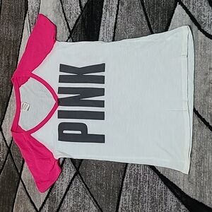 VS PINK 2013 V-NECK LOGO TEE-SHIRT PRICE FIRM